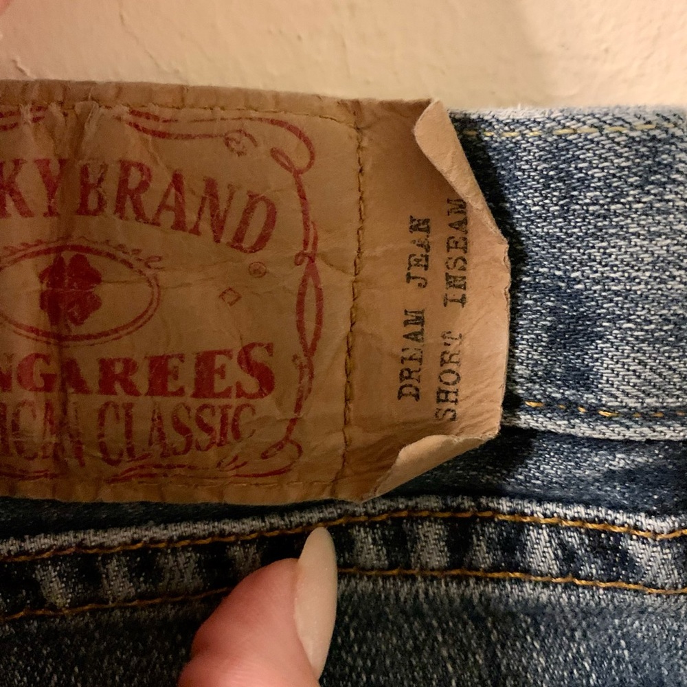 Lucky Brand Dream Blue Jeans- 4/27 Short inseam - Picture 6 of 8